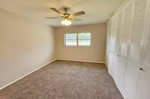 2521 Dudley Dr W, West Palm Beach, FL 33415 - Photo 14