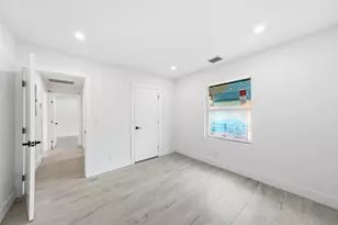 216 NE 23rd Ave, Pompano Beach, FL 33062 - Photo 14
