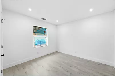 216 NE 23rd Avenue, Pompano Beach, FL 33062 - Photo 14