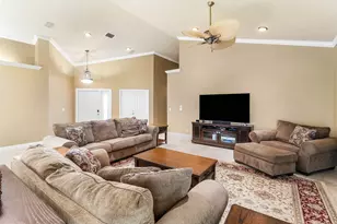 9101 Baybury Ln, West Palm Beach, FL 33411 - Photo 2