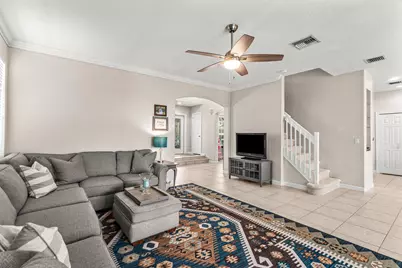 8215 Calterra Drive, Palm Beach Gardens, FL 33418 - Photo 4