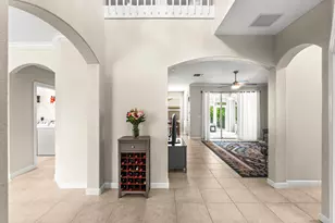 8215 Calterra Dr, Palm Beach Gardens, FL 33418 - Photo 2