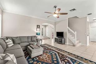 8215 Calterra Dr, Palm Beach Gardens, FL 33418 - Photo 6