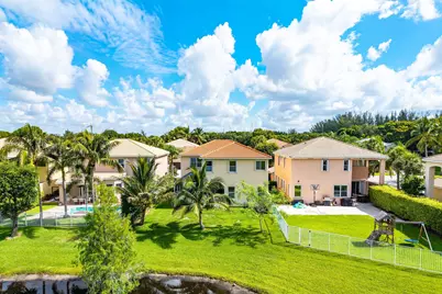 7048 Via Leonardo, Lake Worth, FL 33467 - Photo 36