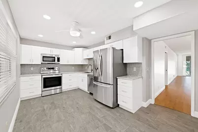 800 Cypress Grove Drive #211, Pompano Beach, FL 33069 - Photo 2