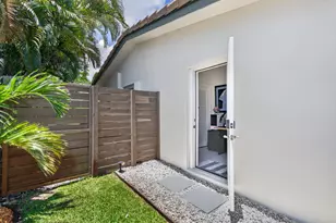 4800 NE 15th Terrace, Oakland Park, FL 33334 - Photo 18