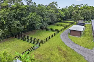 14346 Tripp Road N, Loxahatchee Groves, FL 33470 - Photo 18