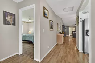 2641 W Gately Dr W, West Palm Beach, FL 33415 - Photo 8