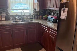 2531 W Barkley Dr Dr W, West Palm Beach, FL 33415 - Photo 2