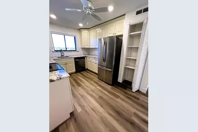 7770 Tahiti Lane #504, Lake Worth, FL 33467 - Photo 8
