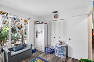 1434 SE Larkwood Cir, Port Saint Lucie, FL 34952 - Photo 38