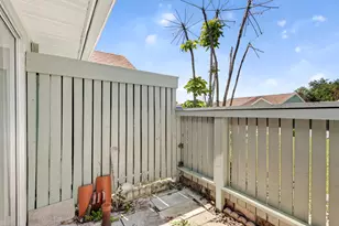 1434 SE Larkwood Cir, Port Saint Lucie, FL 34952 - Photo 32