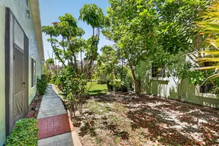 1434 SE Larkwood Cir, Port Saint Lucie, FL 34952 - Photo 6