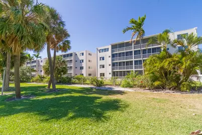 300 E Royal Palm Road #0420, Boca Raton, FL 33432 - Photo 2
