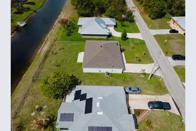 138 SW Carter Avenue, Port Saint Lucie, FL 34983 - Photo 6