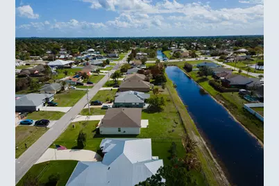 138 SW Carter Avenue, Port Saint Lucie, FL 34983 - Photo 4