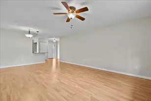 325 Pennington Ct, Royal Palm Beach, FL 33411 - Photo 12