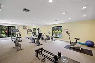325 Pennington Ct, Royal Palm Beach, FL 33411 - Photo 32