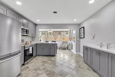 4901 NW 27th Way, Tamarac, FL 33309 - Photo 8