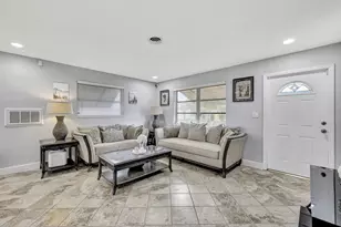 4901 NW 27th Way, Tamarac, FL 33309 - Photo 4