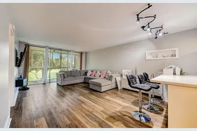 8370 Sands Point Boulevard Boulevard #H208, Tamarac, FL 33321 - Photo 6