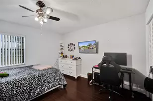 8740 Azalea Ct, Tamarac, FL 33321 - Photo 14
