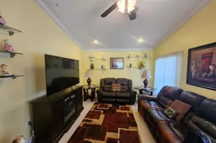 120 NW 189th Ave NW, Pembroke Pines, FL 33029 - Photo 16