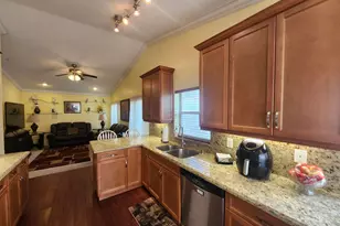 120 NW 189th Ave NW, Pembroke Pines, FL 33029 - Photo 14