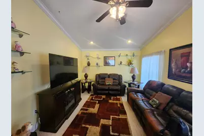 120 NW 189th Avenue NW, Pembroke Pines, FL 33029 - Photo 16