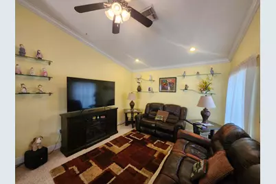 120 NW 189th Avenue NW, Pembroke Pines, FL 33029 - Photo 16