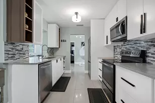 7204 NW 71st Ave, Tamarac, FL 33321 - Photo 18