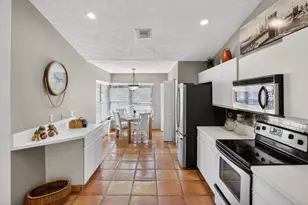 22663 Meridiana Dr, Boca Raton, FL 33433 - Photo 10