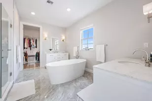 12115 Waterstone Cir, Palm Beach Gardens, FL 33412 - Photo 24