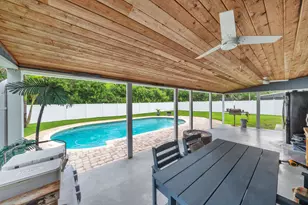 6145 SE Audubon Ln, Hobe Sound, FL 33455 - Photo 14