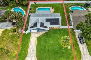 6145 SE Audubon Ln, Hobe Sound, FL 33455 - Photo 2