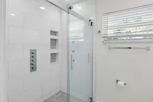 1460 NE 55th St, Fort Lauderdale, FL 33334 - Photo 24