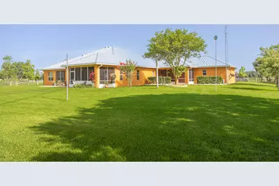 7611 SW 21st Parkway, Okeechobee, FL 34974 - Photo 38