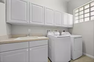 1025 Grove Park Cir, Boynton Beach, FL 33436 - Photo 18
