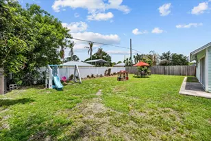 2426 SE Cooper Ln, Port Saint Lucie, FL 34984 - Photo 30