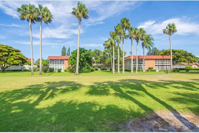 16 Vista Palm Lane #106, Vero Beach, FL 32962 - Photo 8