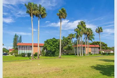 16 Vista Palm Lane #106, Vero Beach, FL 32962 - Photo 6