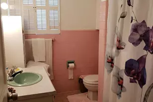 601 NE 105th St, Miami Shores, FL 33138 - Photo 16