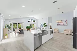 10112 Aqua Vista Way, Boca Raton, FL 33428 - Photo 12