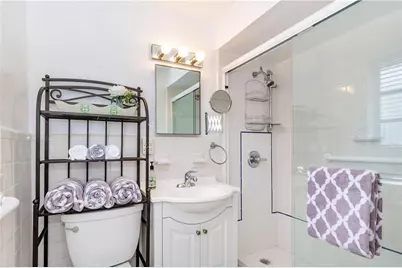 125 Isle Of Venice Drive #4, Fort Lauderdale, FL 33301 - Photo 6