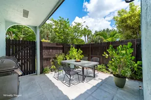 22300 Pineapple Walk Dr, Boca Raton, FL 33433 - Photo 4