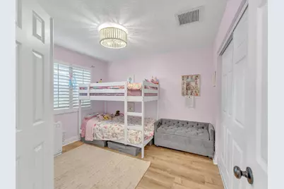 1097 Roble Way, Palm Beach Gardens, FL 33410 - Photo 18