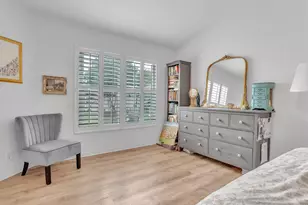 1097 Roble Way, Palm Beach Gardens, FL 33410 - Photo 16