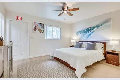 124 SW 2nd Street, Hallandale Beach, FL 33009 - Photo 16