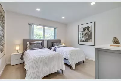 124 SW 2nd Avenue, Hallandale Beach, FL 33009 - Photo 20