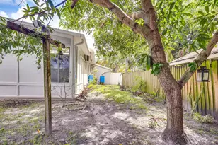 124 SW 2nd Ave, Hallandale Beach, FL 33009 - Photo 30